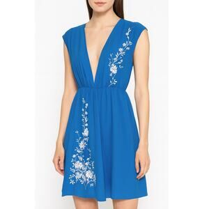 Yumi Kim Silk Embroidered Floral Deep V-Neck Dress XS Blue Resort Boho Vacation